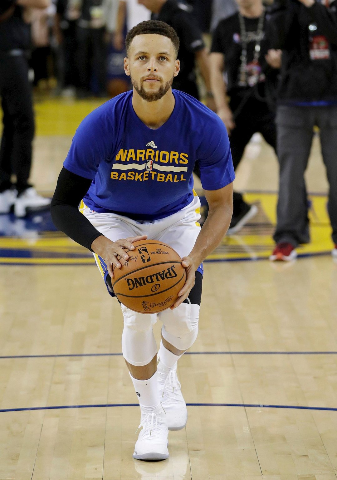 在这场首秀 在这场首秀