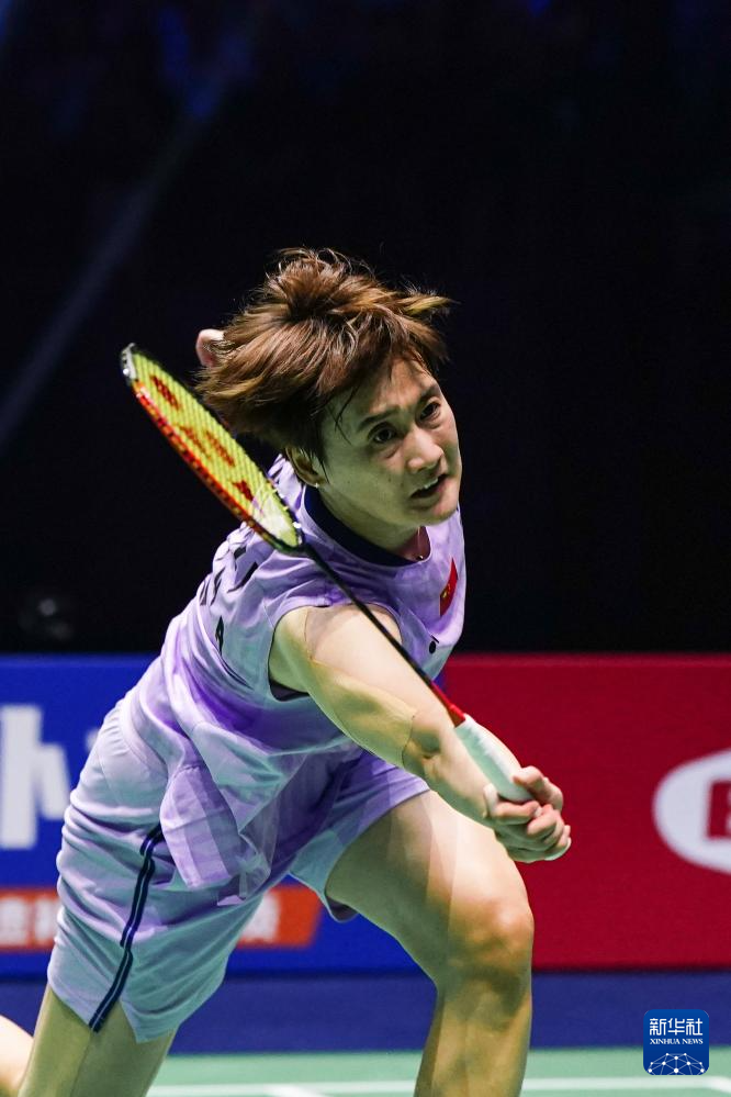 广受全球球 广受全球球