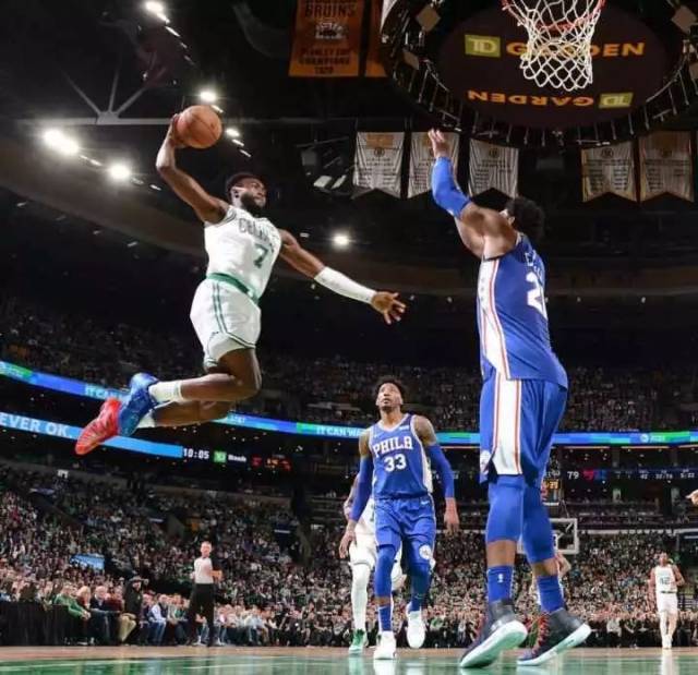 小记者的独 小记者的独