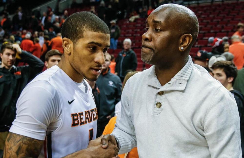 易基耶萨来 易基耶萨来